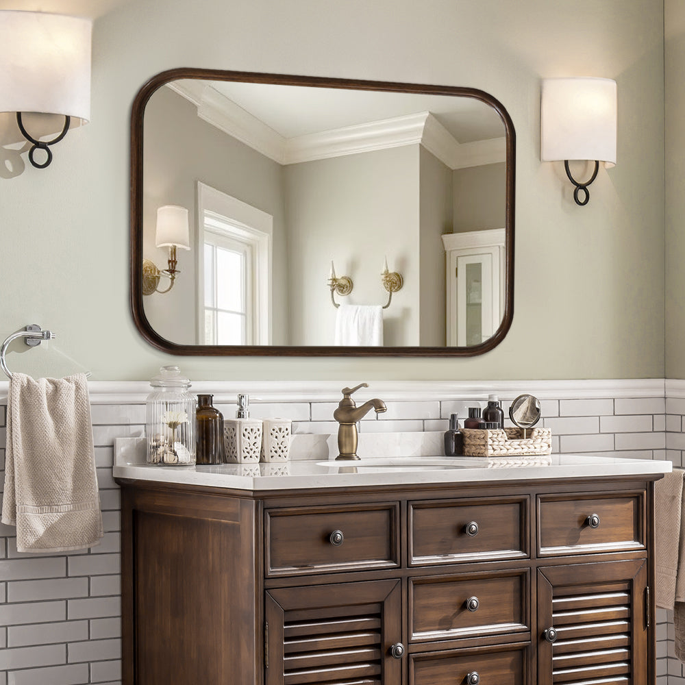 The Cedar Round Mirror — Walnut