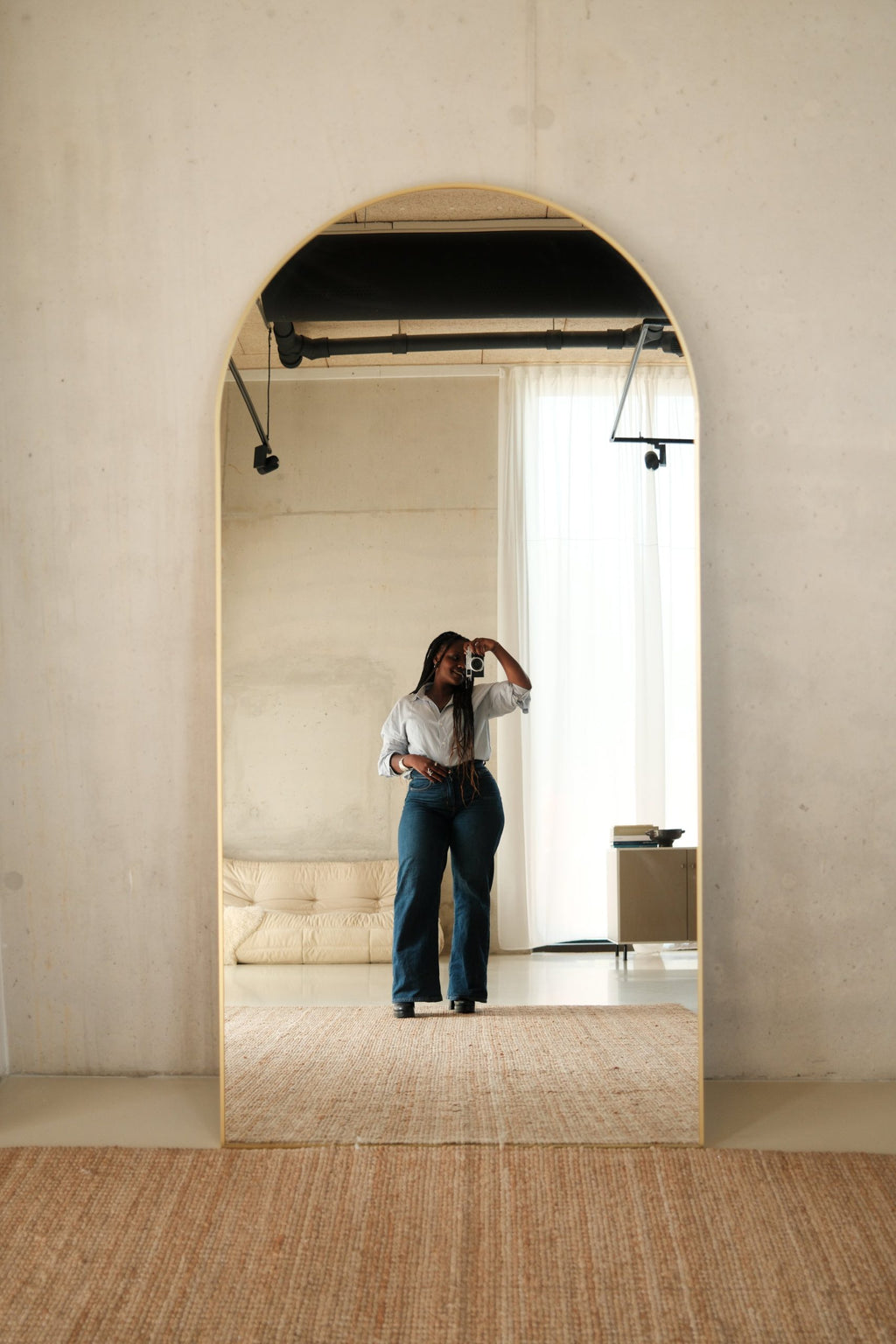 The Elara Arch Mirror — Gold